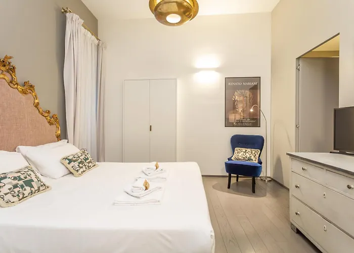 Spanish Steps Deluxe דירה *